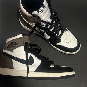 Jordan 1 Mocha Highs